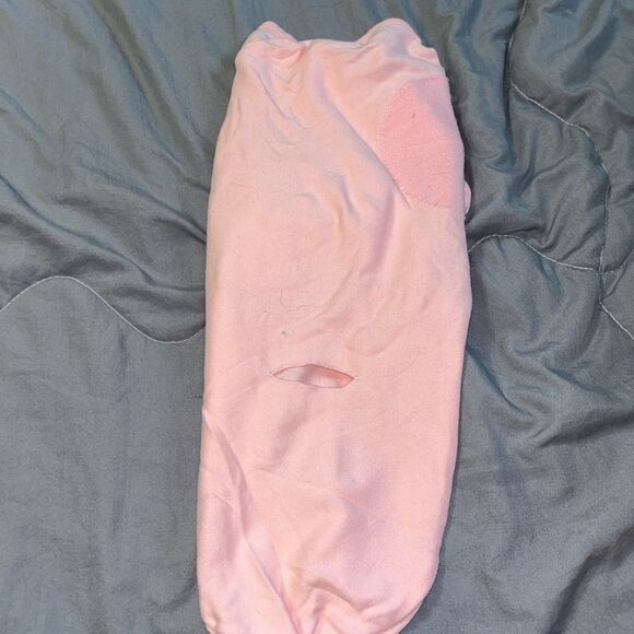 Pink swaddle me swaddle with small staining see all photos - Picture 2 of 4